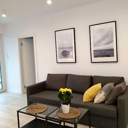 White Apartament 1 *
