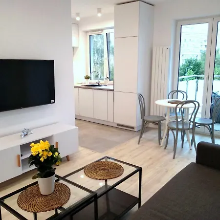 아파트 White Apartament 1 *